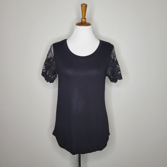 Pen‎ & Paper Black Crew Neck Lace Sleeve Top Size Large - Picture 1 of 8